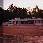 Alegria Water Front Beach House