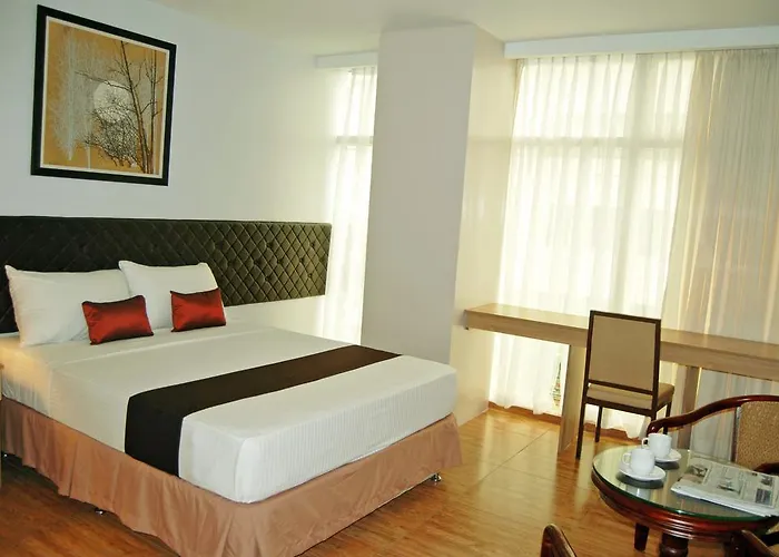 Capitol Central Hotel And Suites