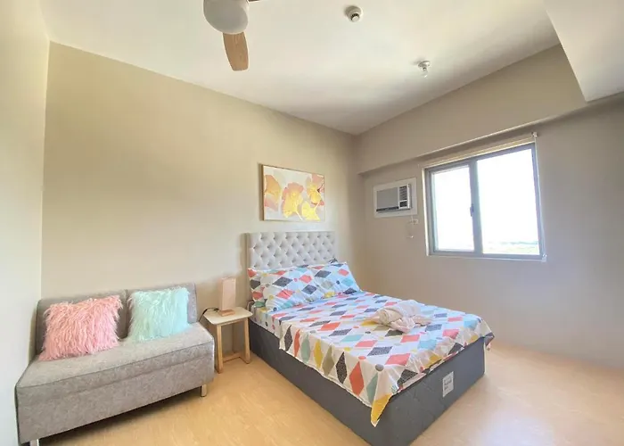 Sunvida Condo Across Sm City Cebu W/ Wifi And View