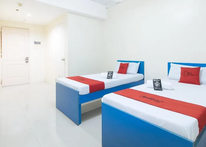 Reddoorz @ Insular Square Mandaue City