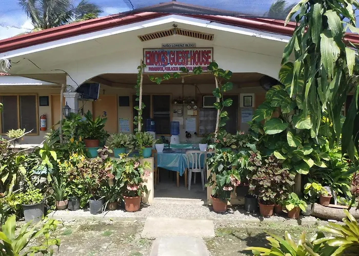 Emoks Guest House