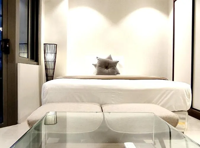 Reluxe マリン Condo