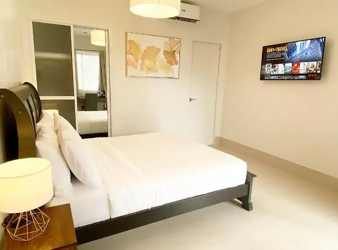 Harman Suites Moalboal