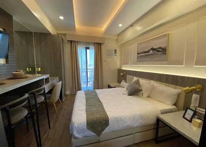 Condo Near Ayala Cebu City W Wifi Balcony