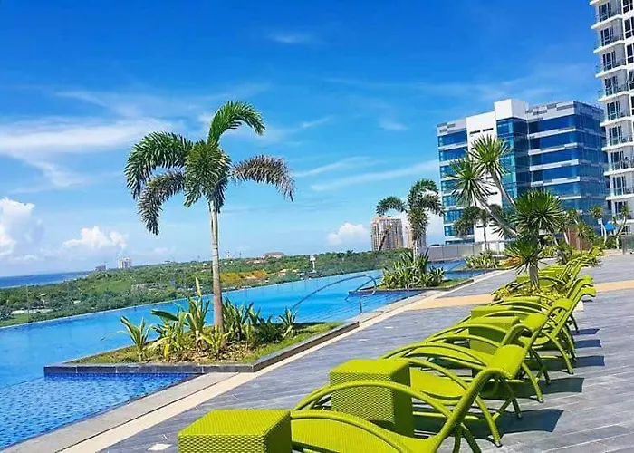 Mactan Airport View With Beach Condominuim