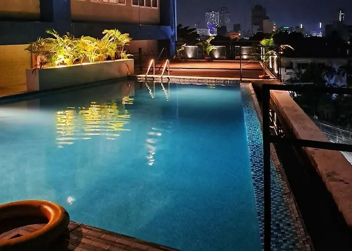 Staycation At Ethon\'S Condo