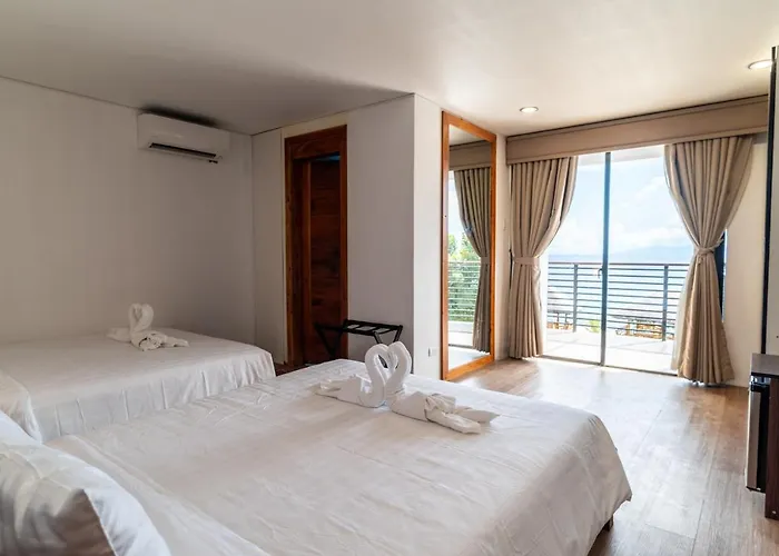 Qm Diving Resort