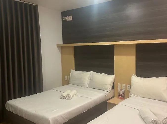 Rudhil\'S Place Hotel