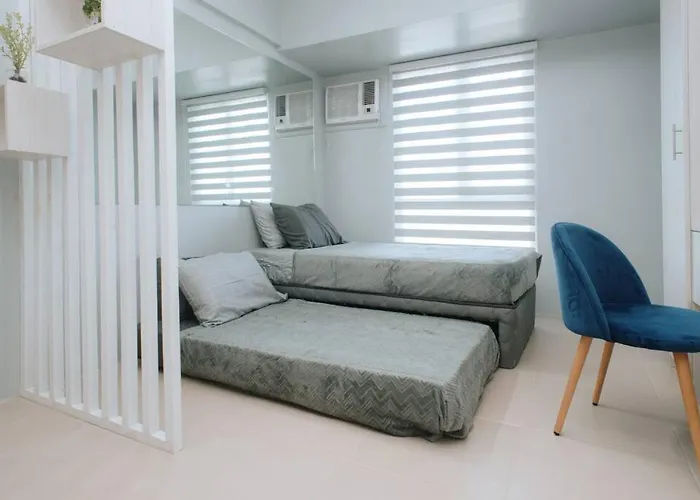 Studio Unit At Avida Towers Riala Tower 2 Cebu It Park With Pool And Wifi