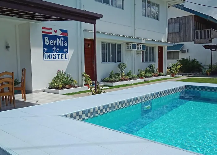 Bernis Hostel