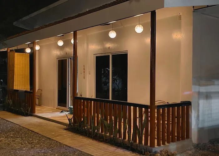 Rc Hutspot Tourist Inn