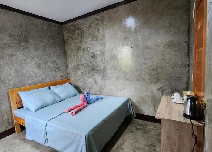 Hyd Hostel Moalboal