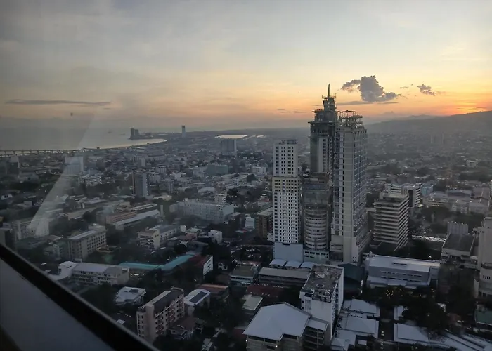 1 Bedroom 47Th Floor, Horizon 101, Corner With Sea View And Mountain View