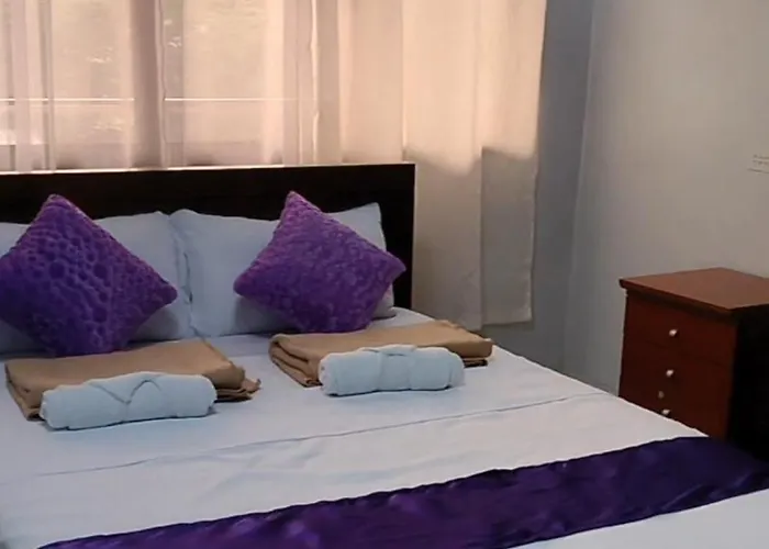 Pacifico\'S Hostel
