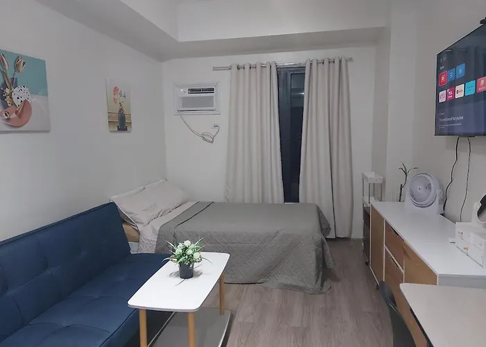 Studio Condo Fully Furnished-Near It Park
