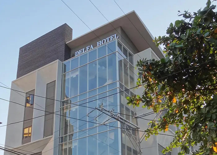 Adelfa Hotel