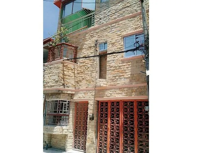Garces Budget Apartelle