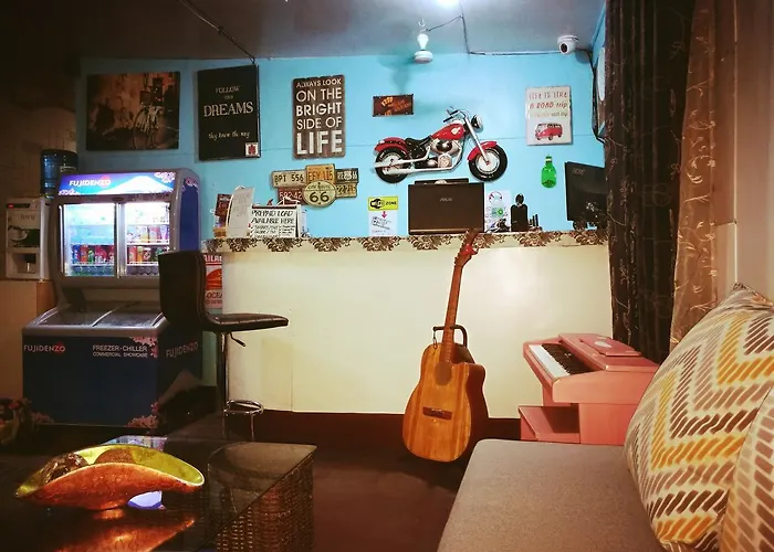 8Th Street Guesthouse