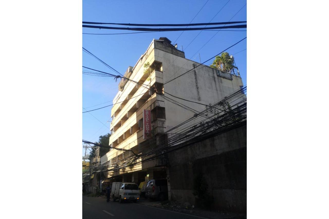 Oyo 672 Capitol Tourist Hotel Cebu