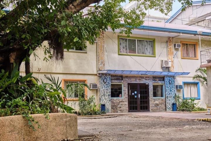 Park Hill 2* Lapu-Lapu City