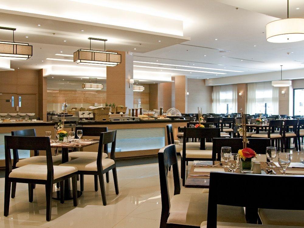 Quest & Conference Center Hotel