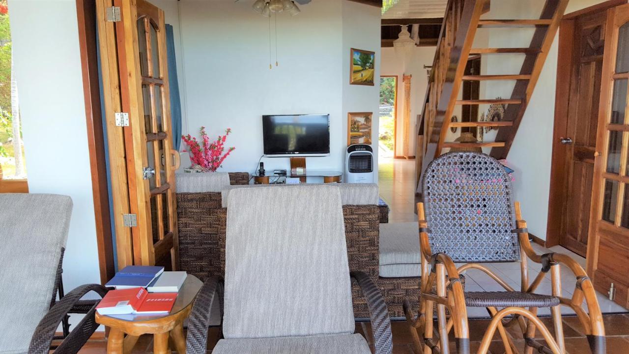 Beach House - Cebu