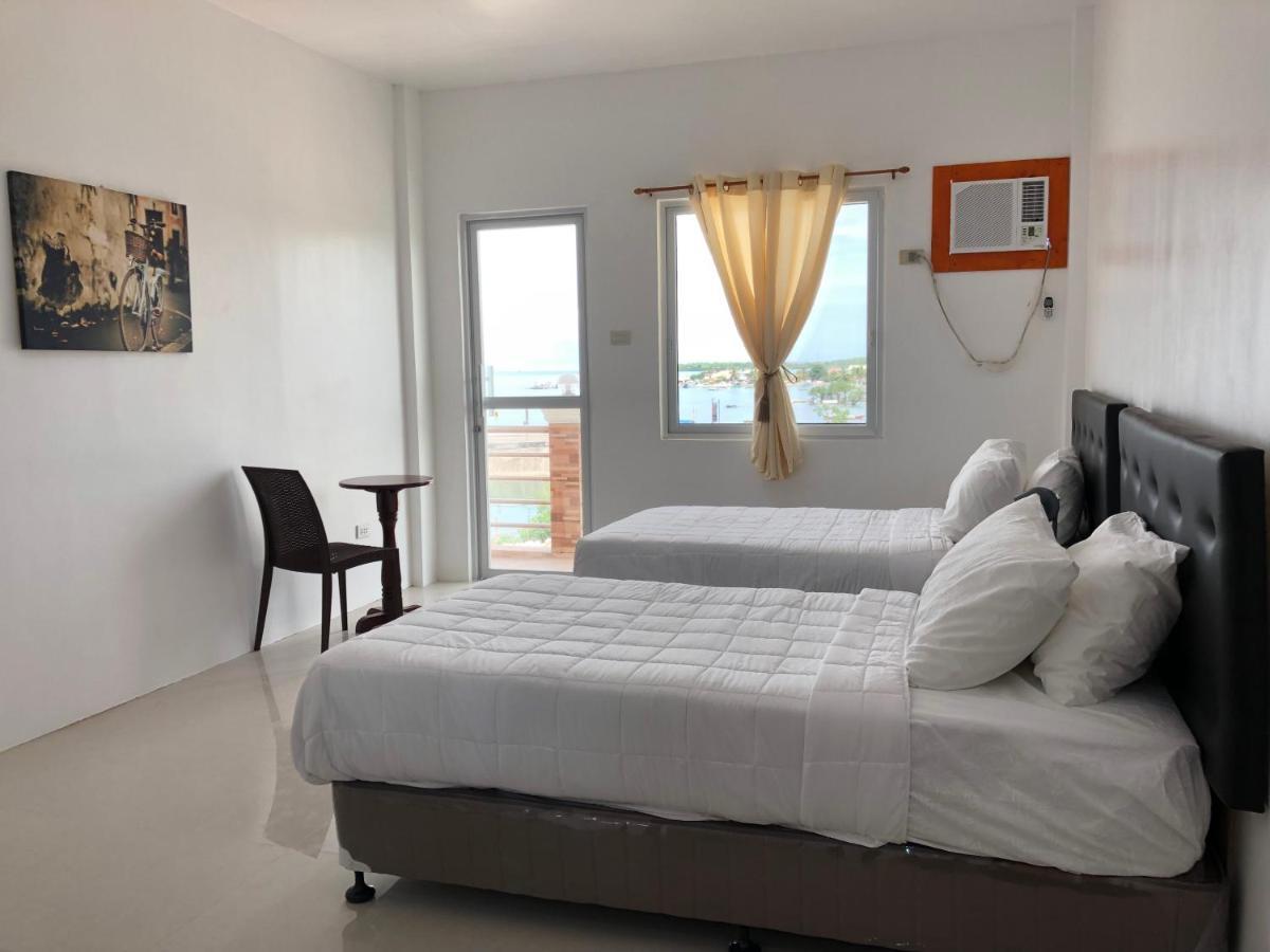 Lodge Arriyus Apartelle *