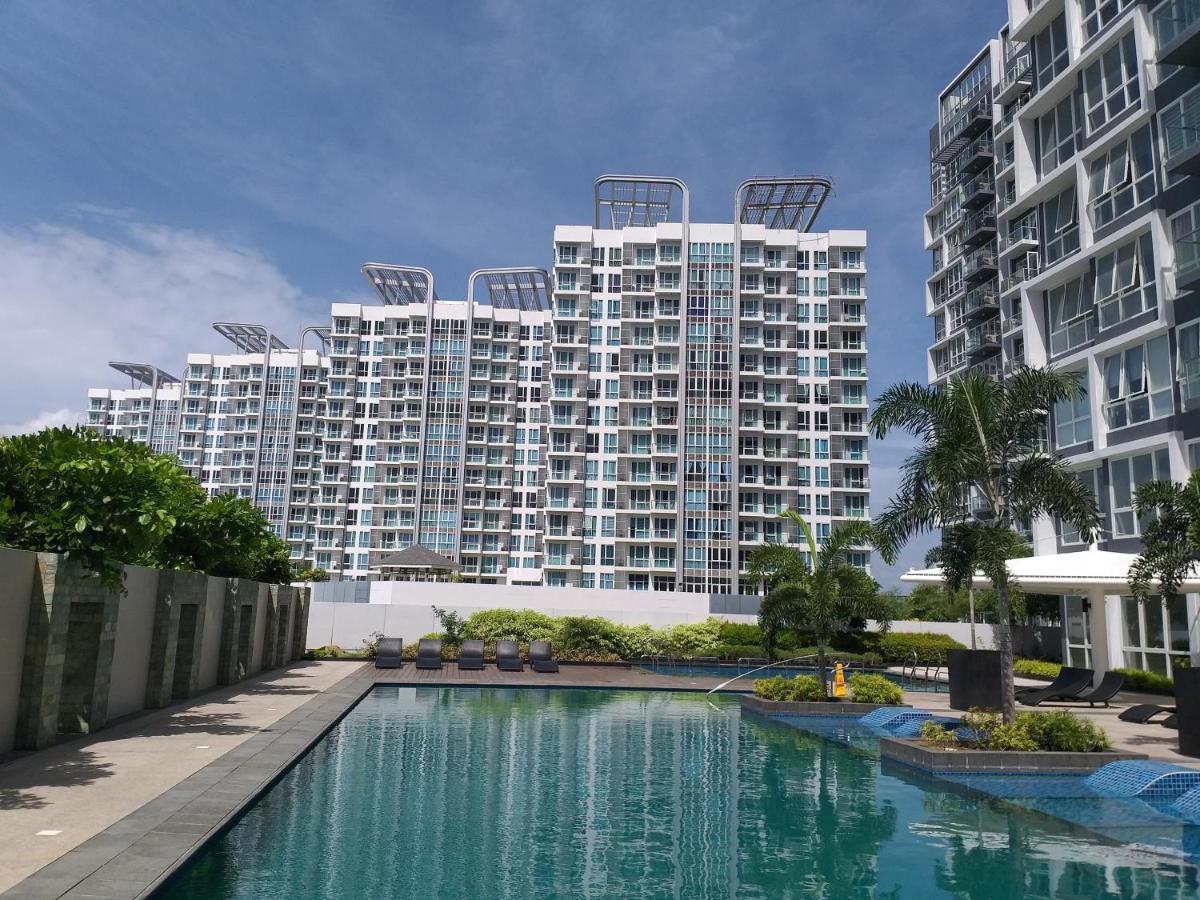 Mactan Newtown With Sun Set And Garden View * Cebu