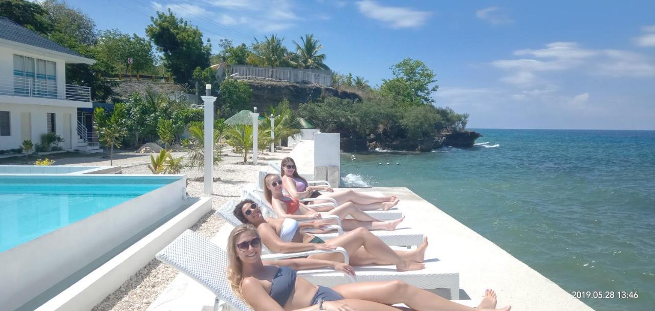 Seascape Resort 3*