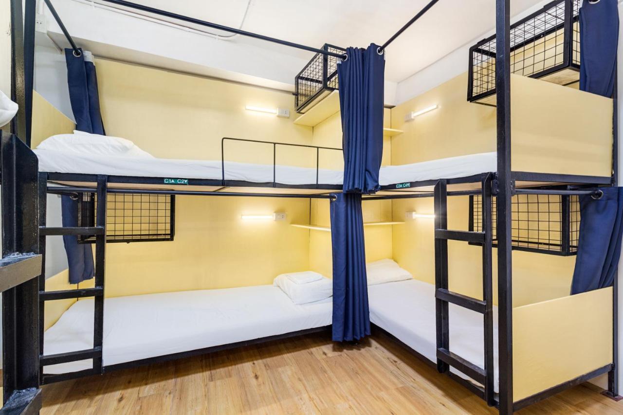 Hostel Nomad's Hub - Value Co-living *
