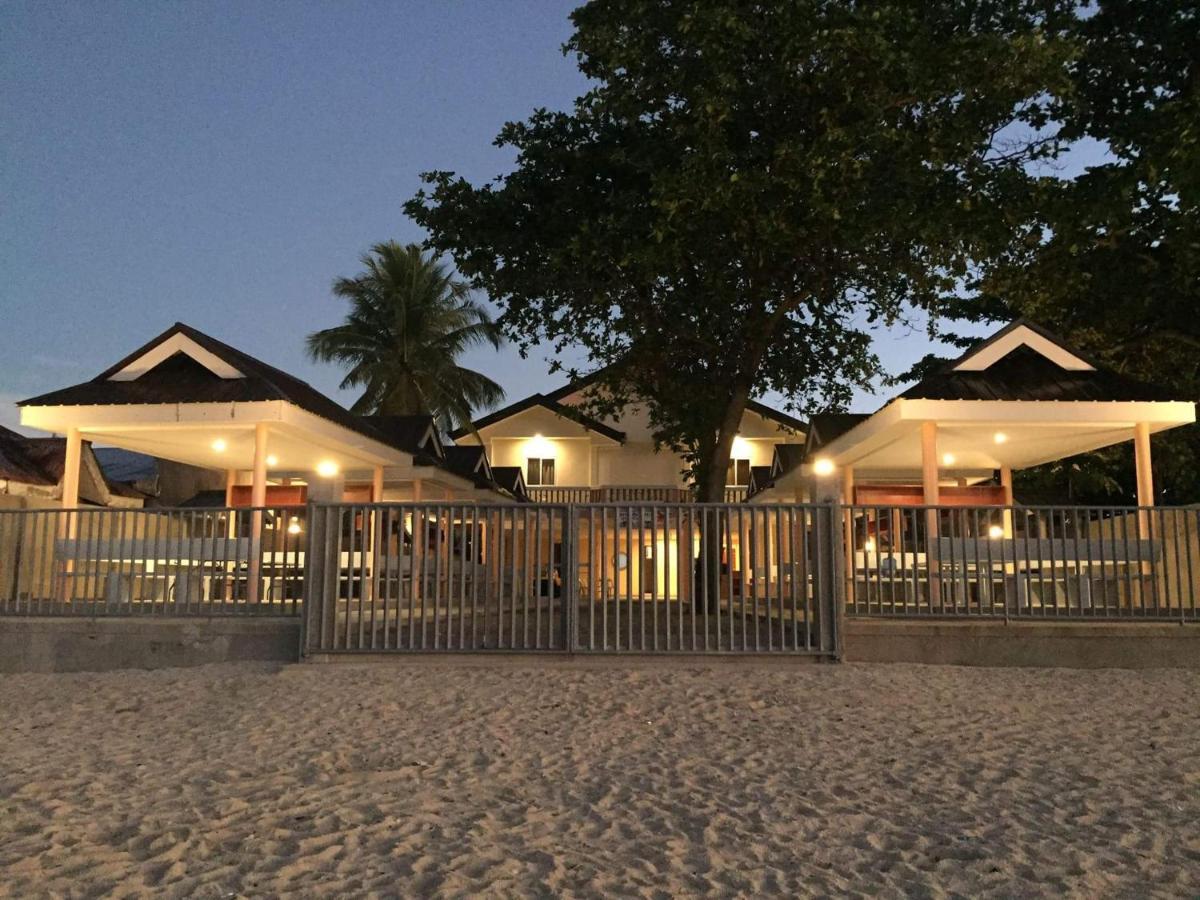 Cawit And Cafe Esperanza