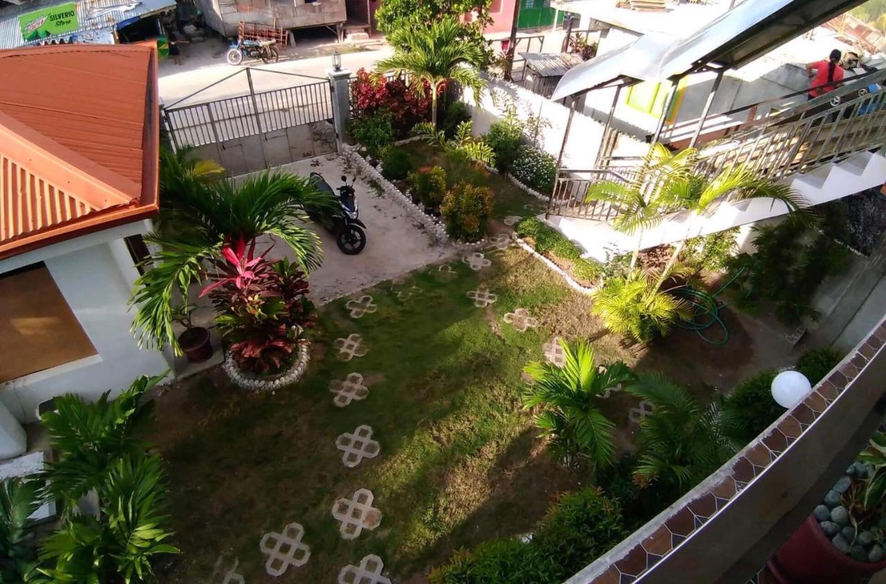 Hadassah's Place Bed & Breakfast *