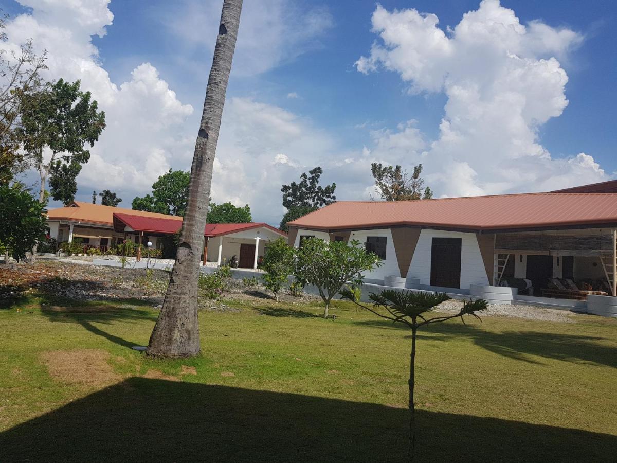 Tauig Resort 2*
