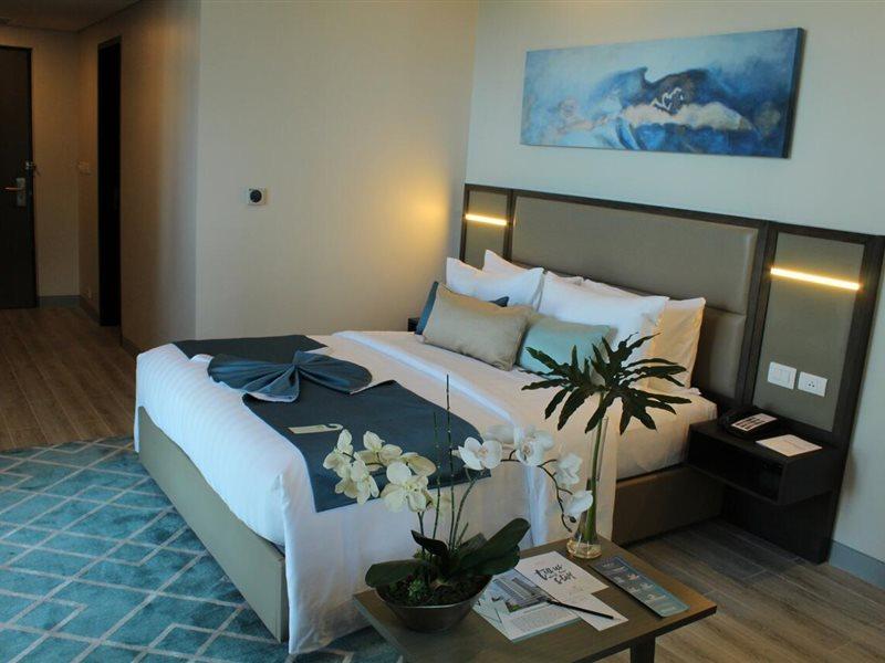 Savoy Mactan