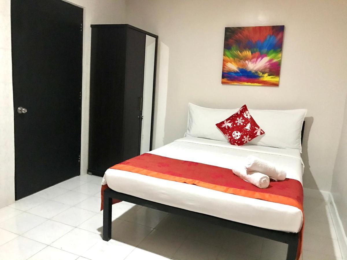Halfway House Mactan Cebu Airport Hostel *