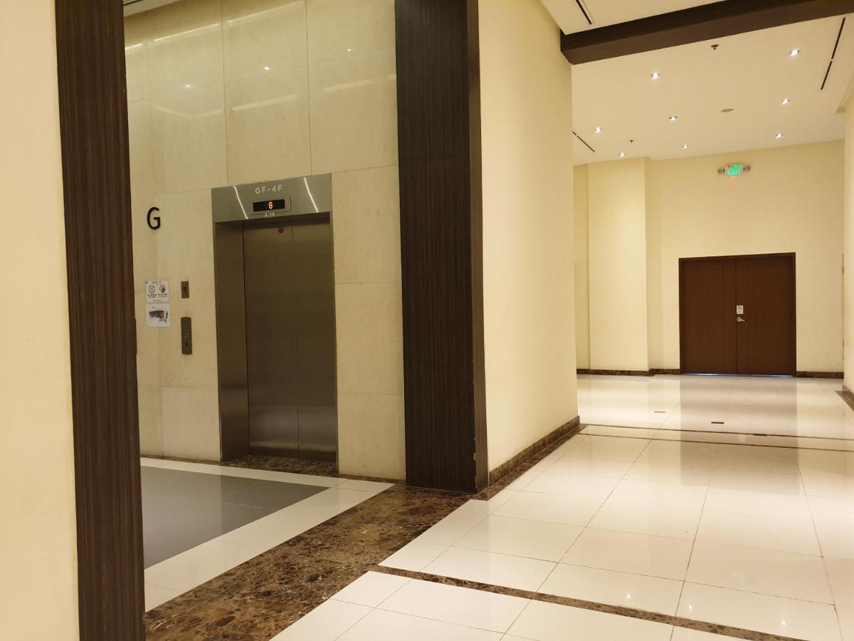 One Pacific Tower C-16n Apartamento *
