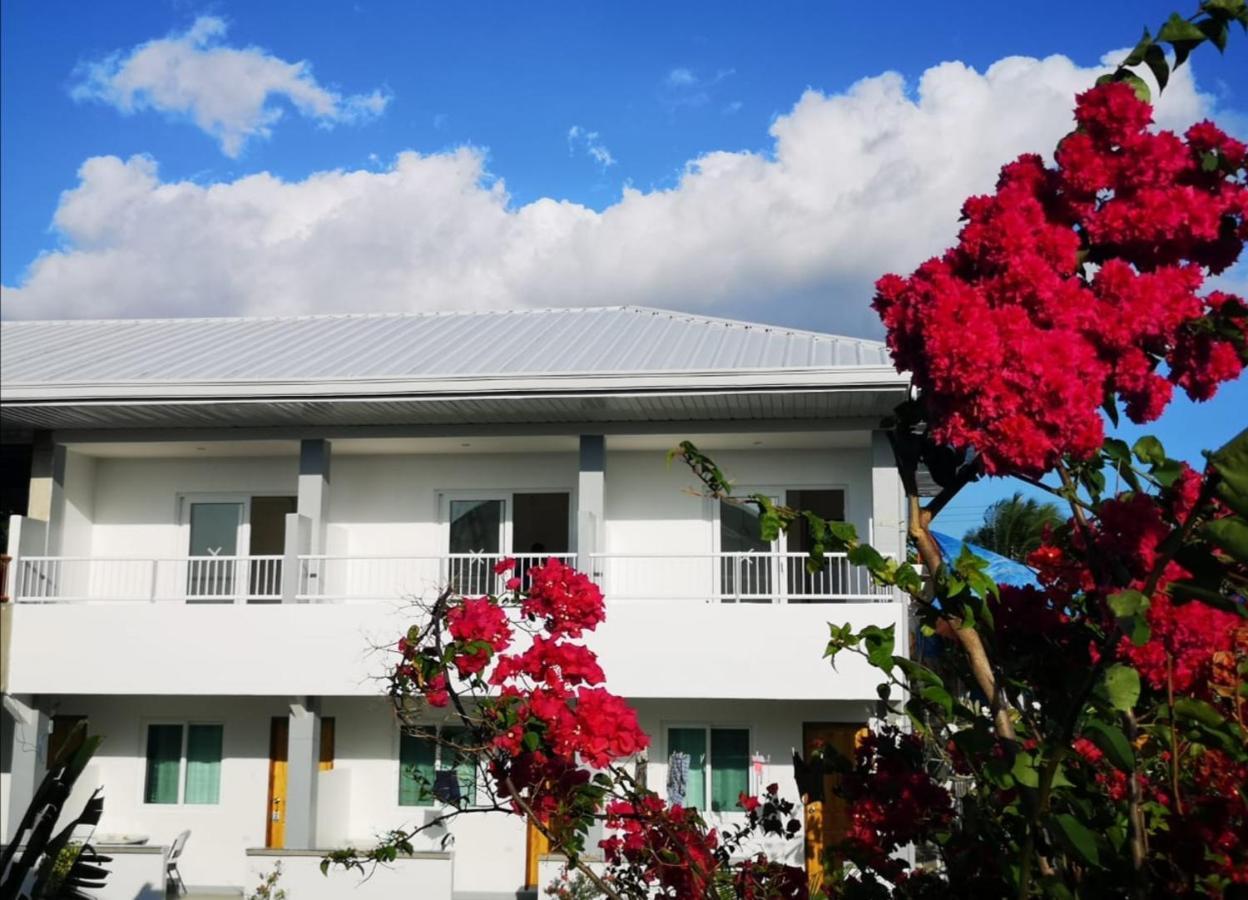 Beyond Island Moalboal