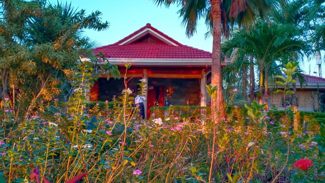 Ancelle Cristo Re Bed & Breakfast *