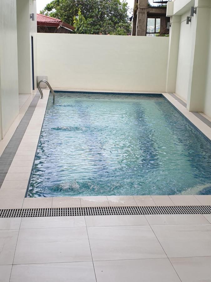 Modern & Comfy - 10 Mins To Sm Seaside Apartment *