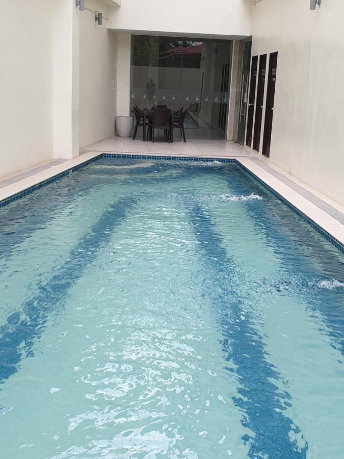 Modern & Comfy - 10 Mins To Sm Seaside Apartment *