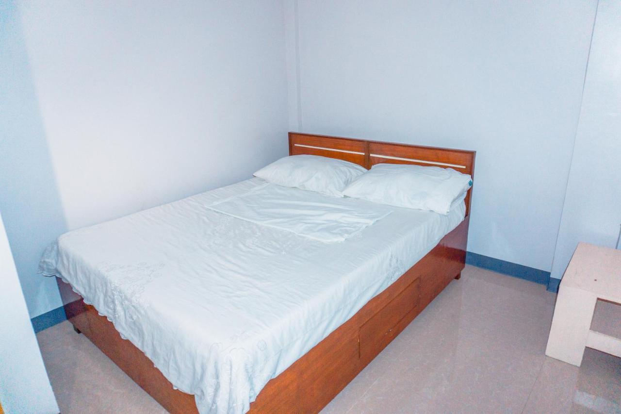 Two Story 87 Sqm Fully Air-conditioned House In Babag 2, Lapu-lapu Apartamento *