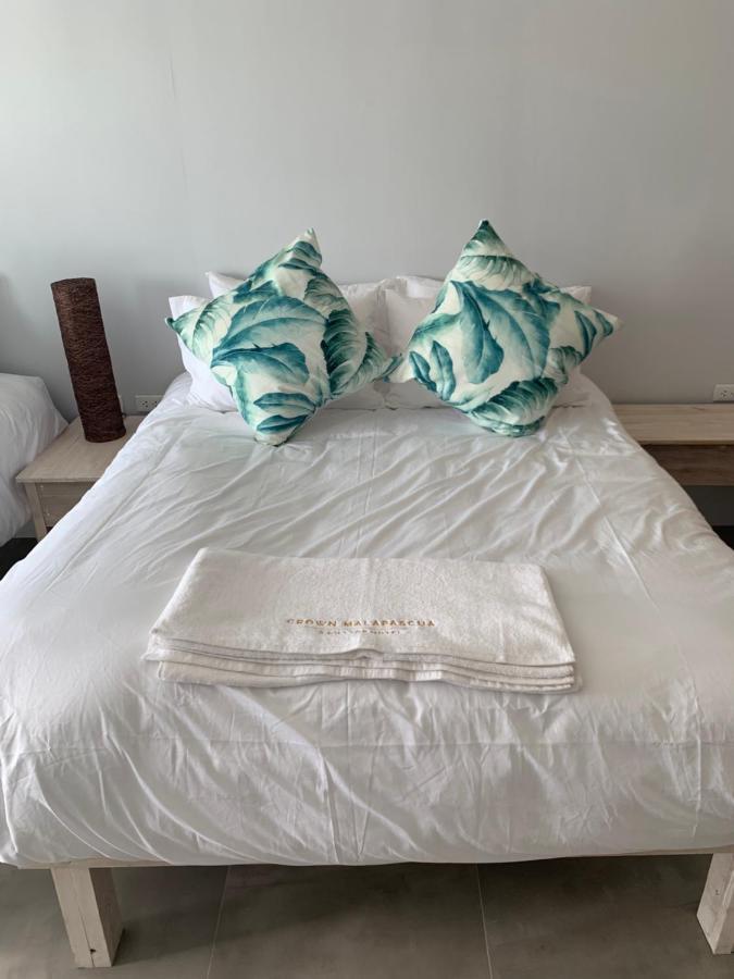 Crown Hotel