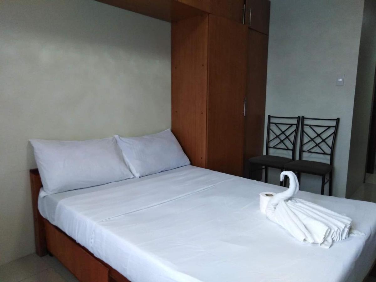 Horizon 101 A6 Beside Mango Bar,robinson Mall,free Pool,wifi,kitchen Aparthotel Cebu