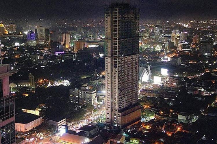 Horizon 101 A6 Beside Mango Bar,robinson Mall,free Pool,wifi,kitchen * Cebu