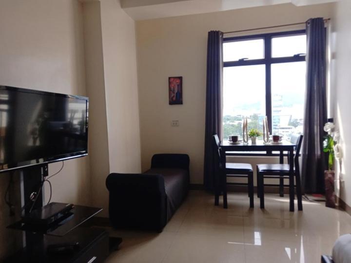 Mabolo Garden A4 Near Ayala Mall Free Gym Pool * Cebu