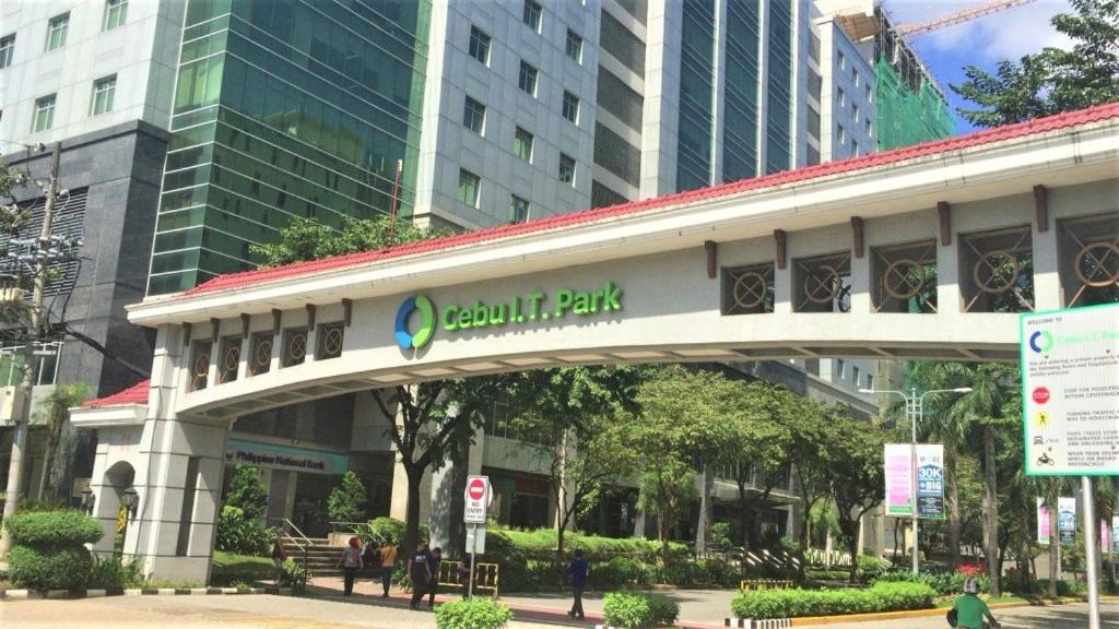 Mabolo Garden A4 Near Ayala Mall Free Gym Pool Aparthotel Cebu