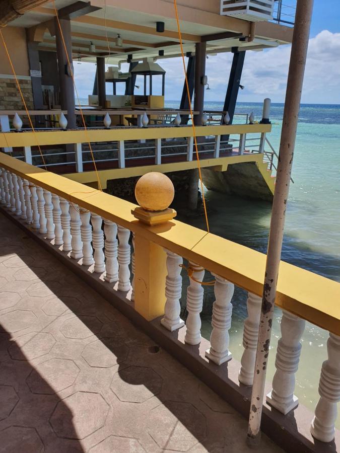 L & M Hearthstones Inn Oslob