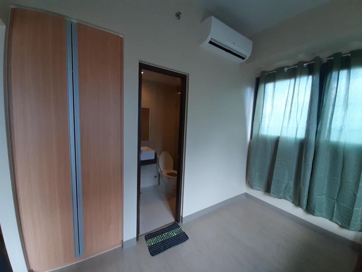 One Bedroom Unit, One Manchester Place, Mactan Apartment *