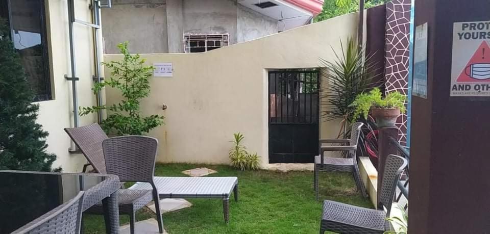 bahay-panuluyan Melronz *