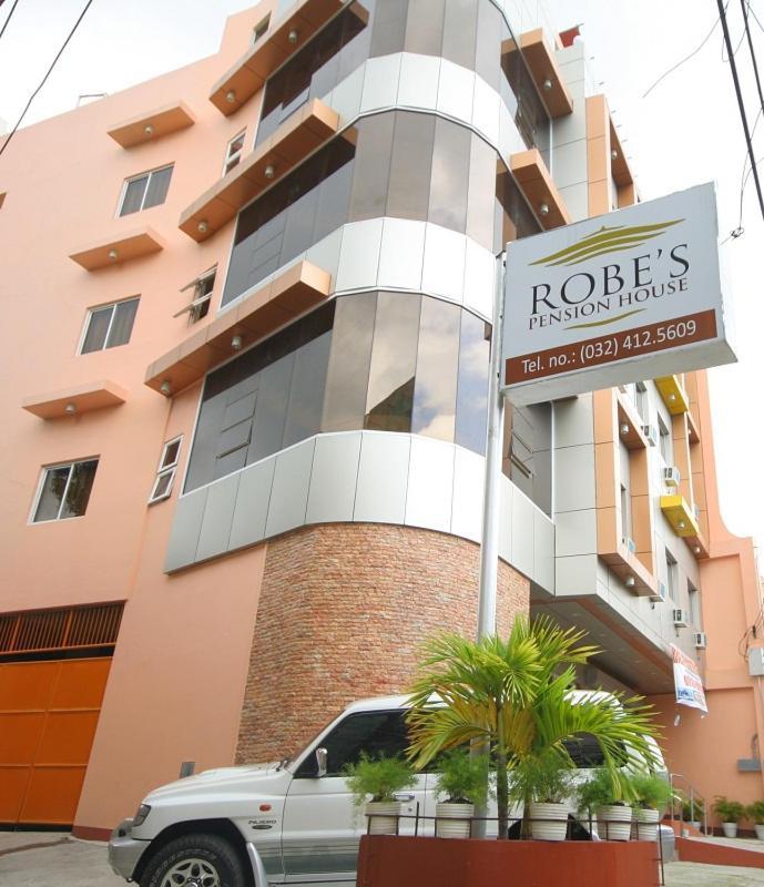 Robe's House Hotel 2*